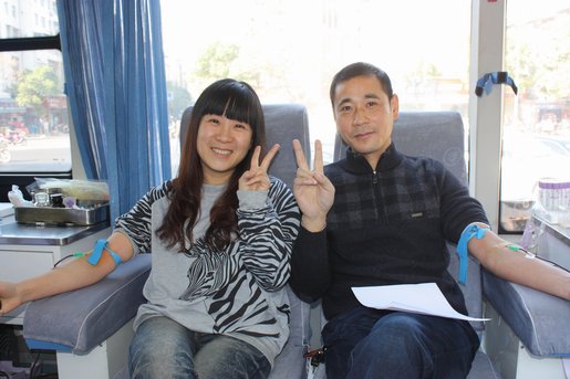 無(wú)償獻(xiàn)血  愛心在冬日涌動(dòng)