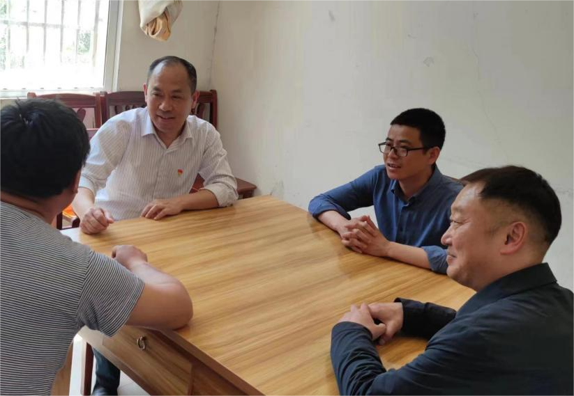 產(chǎn)業(yè)強(qiáng)基，民生為重，結(jié)對(duì)幫扶，攜手共富